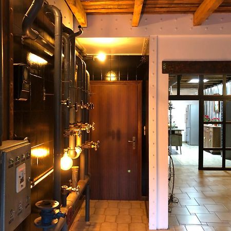 Appartement Style Loft Industrielle De 250M2 Longwy Exterior photo